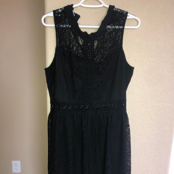 Black Lace Dress - Picture 2 of 3